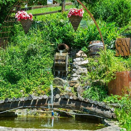 Villa Casa Rustik Bucovina Fundu Moldovei Exterior foto