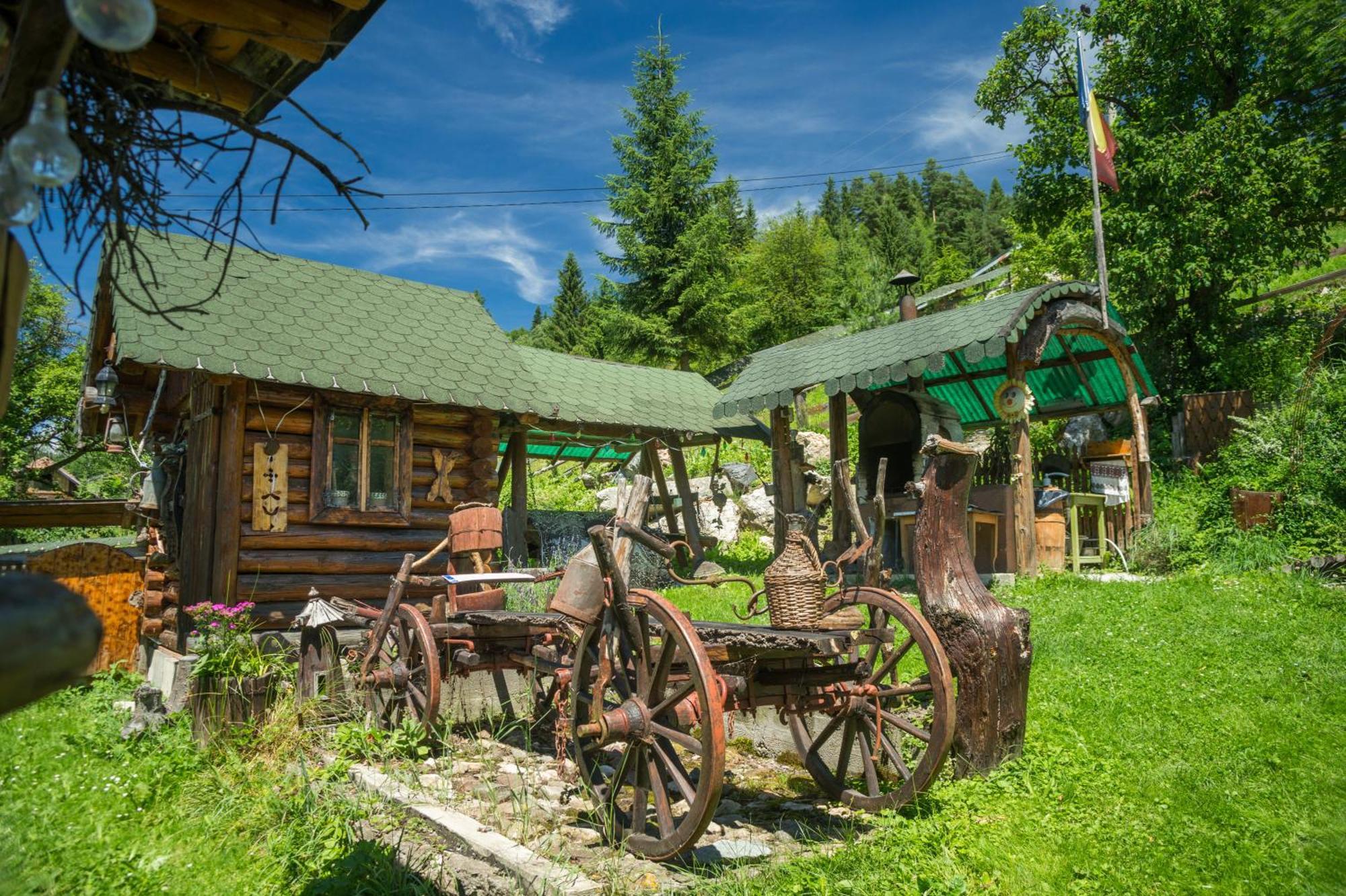 Villa Casa Rustik Bucovina Fundu Moldovei Exterior foto